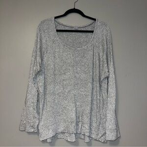 Old Navy Women’s Sweater - XXL